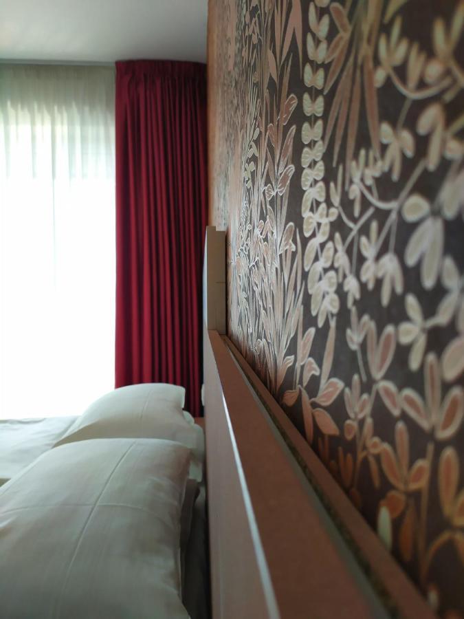 Hotel New Garden Torbole Sul Garda Exterior foto